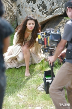 Selena gomez 21 - N