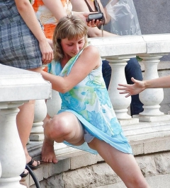 UPSKIRT - N