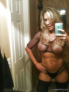 MATURE BEAUTIES IN BLACK- V I I - N