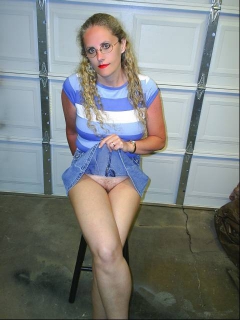 Penelope West 21 - N