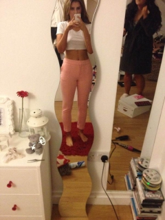 Iphone teen selfie nudes - She was home alone and it was tim - N