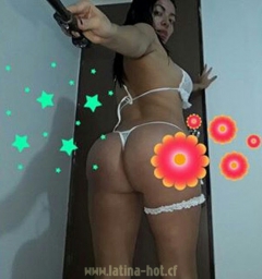 Sexy MILFs - N