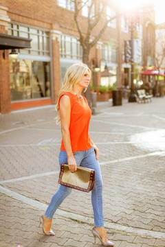 Lyndi Kennedy - N