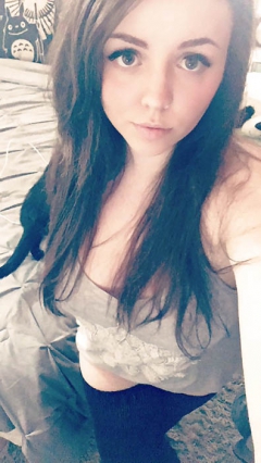 Teen rocker nude selfshot gallery - amateur girl with big ti - N