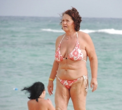 on vacation - N