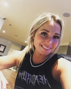 selfie for friends - N