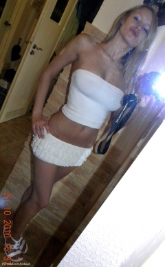 Cam Girl Babe Pics - N