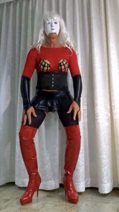 Crossdresser - N