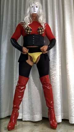 Crossdresser - N