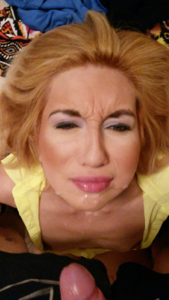 Filthy skinny MILF slut Desiree Noreen Morales - N