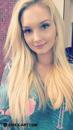 Franziska Facella - N