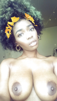 boobs - N