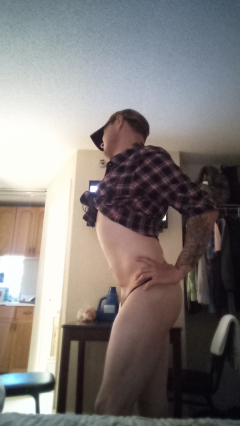 Room mates flannel shirt lol - N