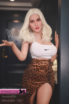 Hot Blonde Sexy Mature girl with cute face - N
