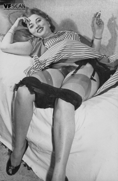 They are really hot and sexy women 3!! Retro pics!!! - N