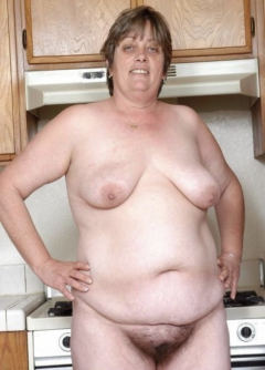 granny shows pussy - N