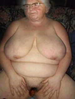 granny shows pussy - N