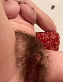 Women love to show their hairy pussy! - N