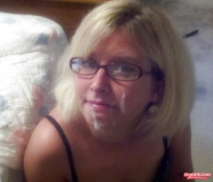 Pics of Mature Amateur MILFS (Homemade Moms, Aunts, Flashing - N