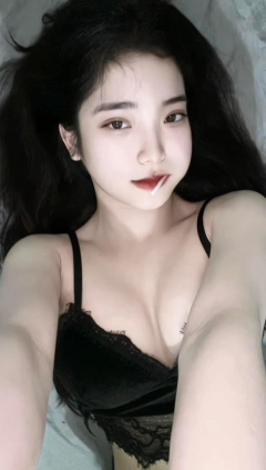 Gai xinh - N