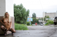 City Nude - N