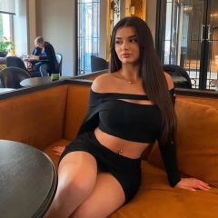 mature and sexy - N