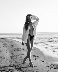 Body eroticism - N