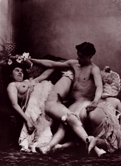 Antique Boiling Chicks - N