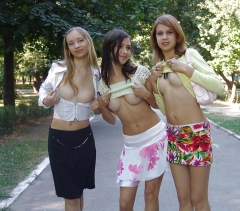 Showing Your Tities II - N