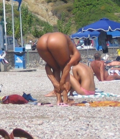 Beachy Babes 2 - N