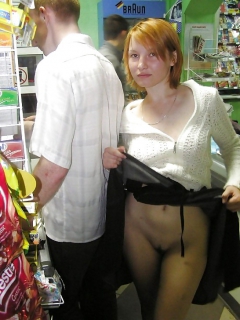 Pussy Shopping 7 - N