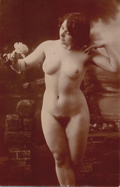 Antique pin babes 3 - N