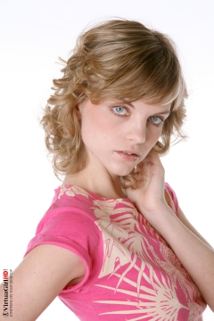 Young Wife - N