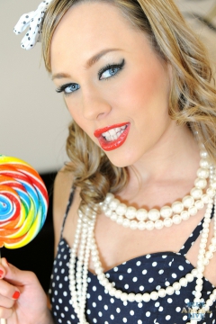 Do you like pin-up - N