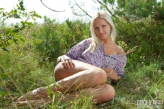 Incredible teen model - N