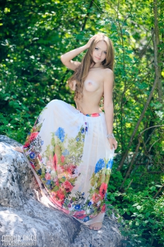 Adorable booby girl - N
