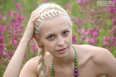 Perfect teen beauty - N