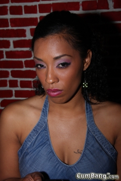 Donna Red - N