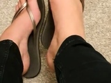 Amateur Foot Fetish Girlfriend Sucks and gives a Footjob