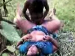 indian-outdoor-sex