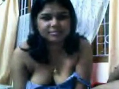 desi-couple-giving-a-show-on-webcam