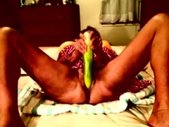 Granny amateur using a huge cucumber, cuming and squirting