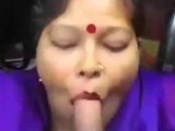 DOST KI MUMMY SE LUND CHUSWAYA