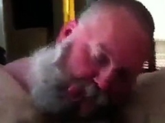 bearded-dad-sucking-really-good