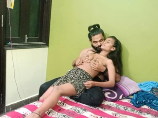 Juicy 18 Year Old Skinny Desi Girlfriend Sex