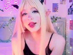 amateur-webcam-teen-masturbates-and-teases