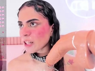 Hot teen lauryn may solo toying