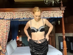Blonde solo jerking off