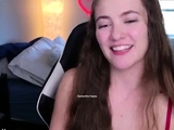 Young amateur teen in solo masturbation getting kinky