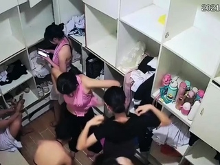 Horny fat arab housewife fingered on amateur hidden cam